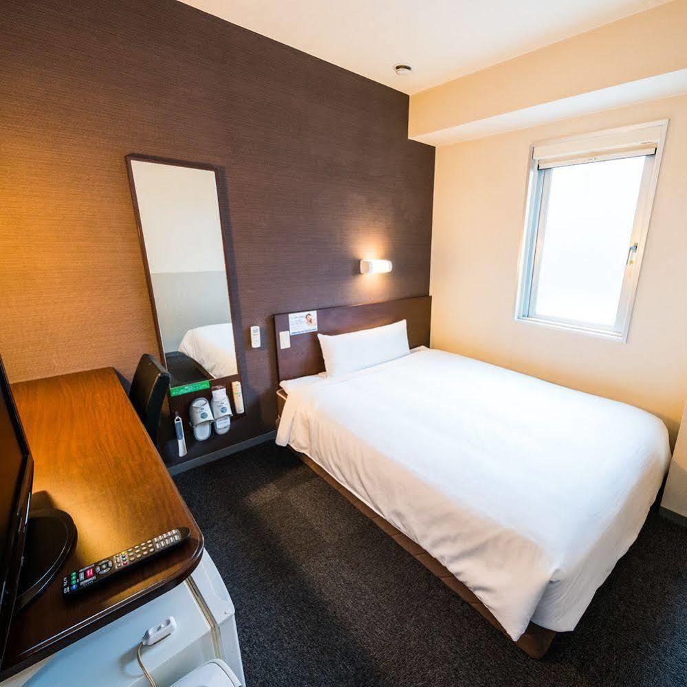 Super Hotel Naha Shintoshin Bagian luar foto